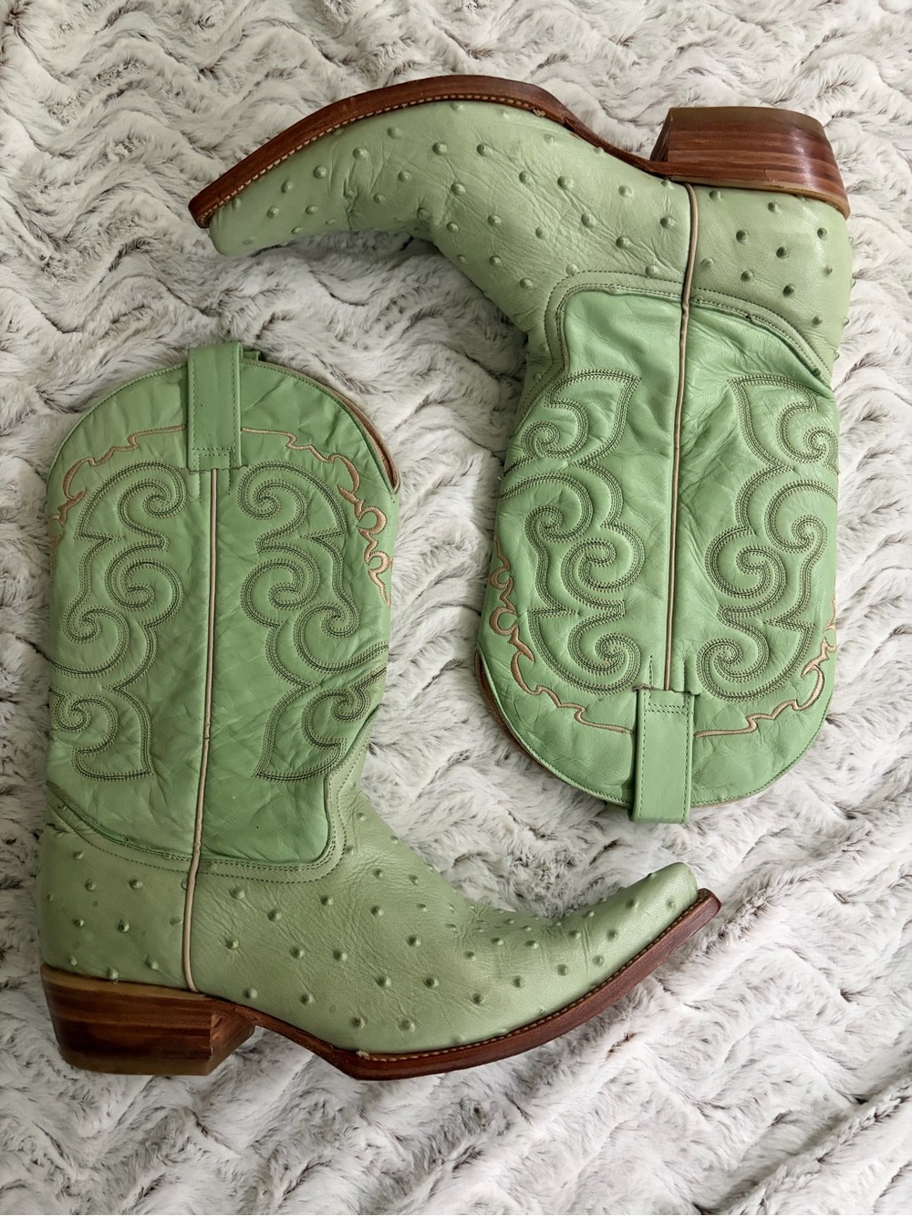 Armenta Pistachio Green Embossed Ostrich-Texture Western Boots